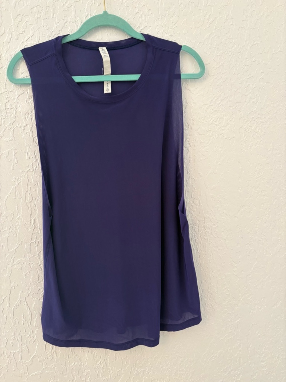 lululemon athletica Sleeveless Muscle Tank in Deep purple